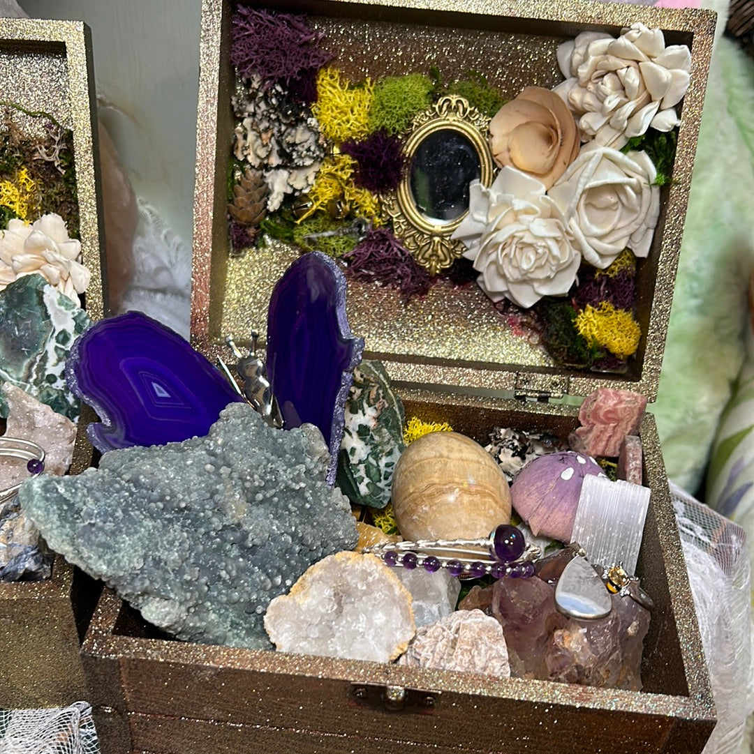 xl renee treasure chest