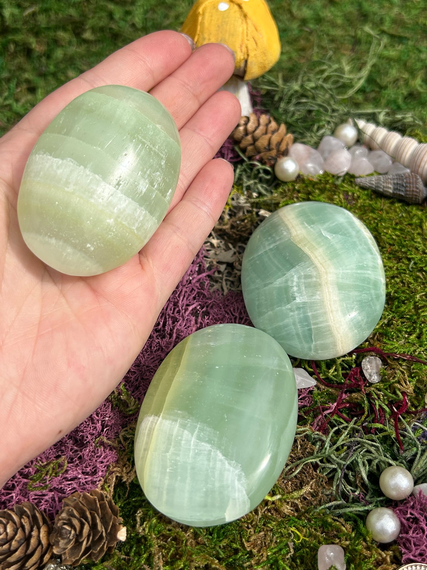 Pistachio Calcite Palmstones
