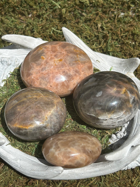 Moonstone Palmstones